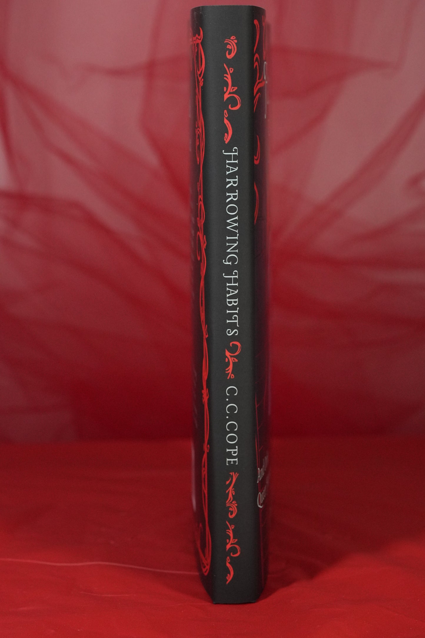 Harrowing Habits: And Other Queer Horrors [HARDCOVER]